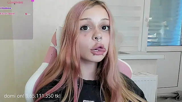 MelonyEmo Cameră chat live
