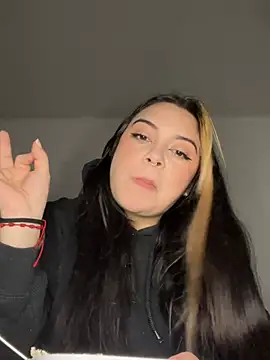 Chat soba uživo modela NatyOlson