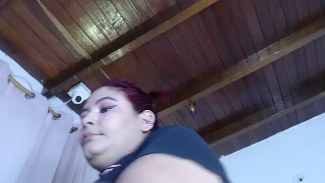 Živá chatovací místnost Amara_Red