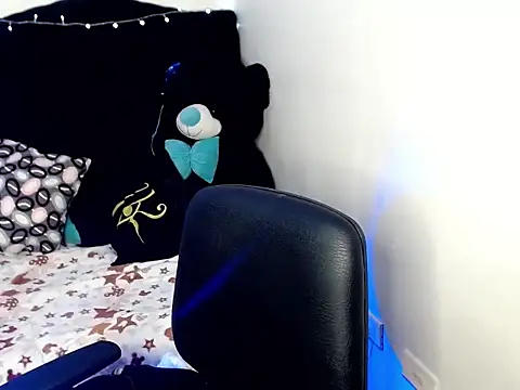 loren_tits24 – live chatrum