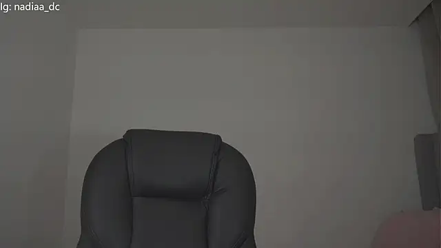 Nadiaa_ Cameră chat live