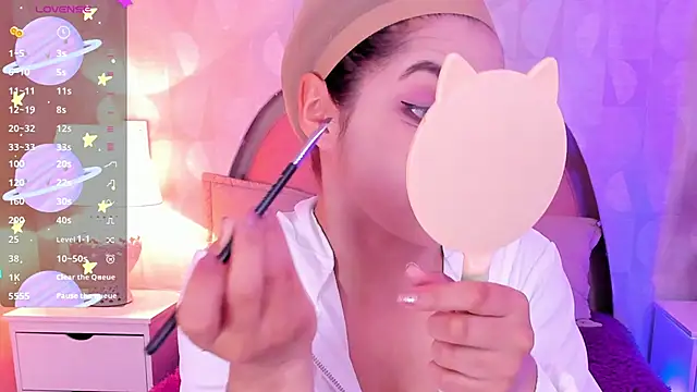 غرفة دردشة angeline_teen المباشرة