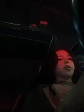 exoticmisfitt 现场聊天室