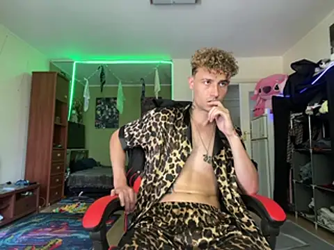Mike_severi2 Adlı Modelin Canlı Sohbet Odası