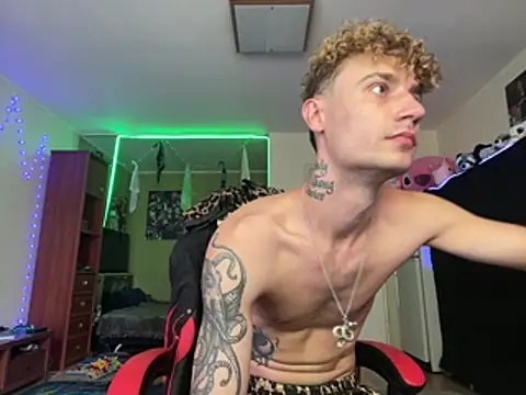 Chat +18 de Mike_severi2 ao vivo