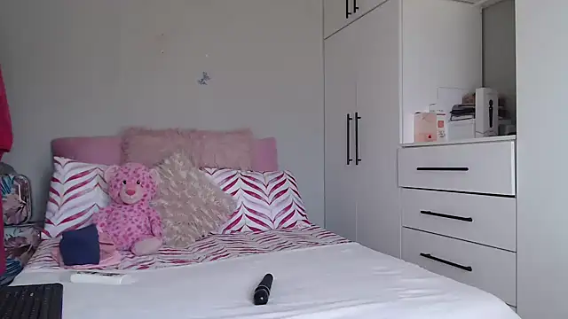Phòng Chat Trực Tiếp Amberbela