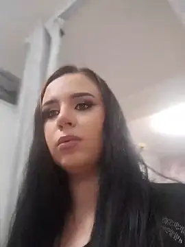Živá chatovací místnost AdelinaJude