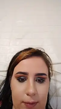 Živá chatovací místnost AdelinaJude