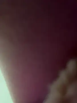 CUMFOREVERY1nTitTiES2 Adlı Modelin Canlı Sohbet Odası