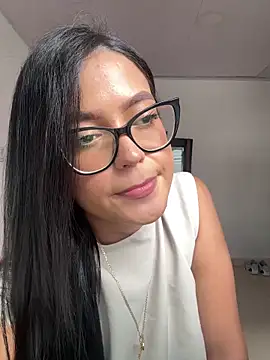 Karla-sexy01 Adlı Modelin Canlı Sohbet Odası