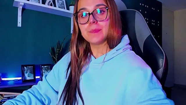 غرفة دردشة evy_orange1 المباشرة