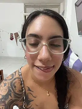 Heratemporal 现场聊天室