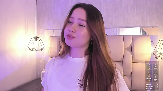 Živá chatovací místnost Roxie-Summers11