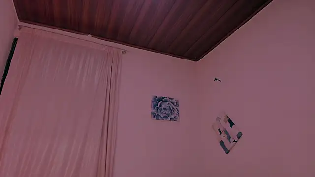 Chat soba uživo modela Candle__lz