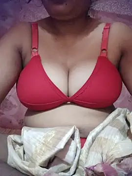 Zarina_Jaan's Live Chat Room