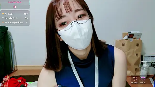 Rio_chan_'s Live Chat Room