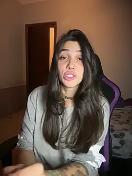 tiphanyari Adlı Modelin Canlı Sohbet Odası