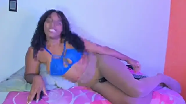 Cataleya19__'s Live Chat Room