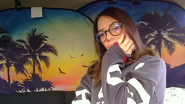 Živá chatovací místnost Sexyhottpunani