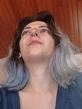 غرفة دردشة Nixxy_naughty المباشرة