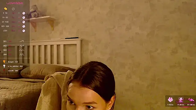 Sala de chat en directo de Bellla_Haddid