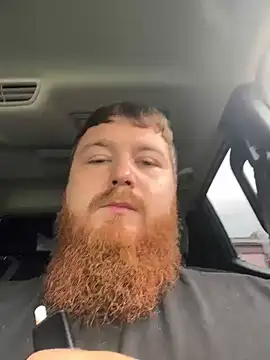 חדר צ'אט בשידור חי של Arthur_military