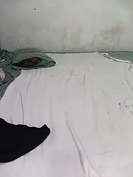 Reesha_99 élő chatszobája