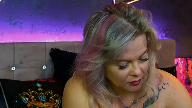 ZoeMesmerizee Cameră chat live
