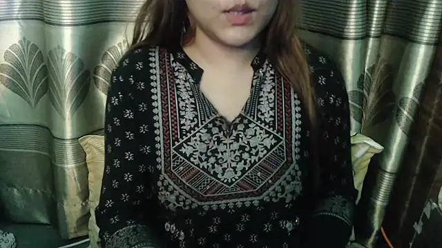 queen_angelinaのライブチャットルーム