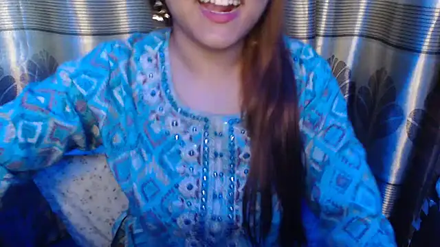 queen_angelina – live chatrum