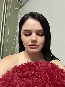 Lora_Secret Adlı Modelin Canlı Sohbet Odası