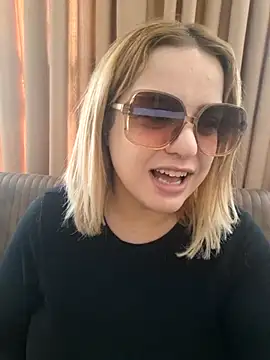 cansile Live Chatrum