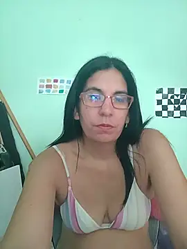 JessicaTwist's Live Chat Room
