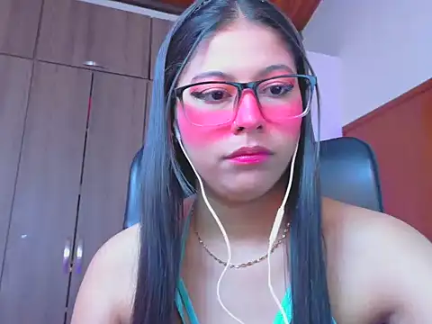 _ALLYSON18_'s Live XXX Chat
