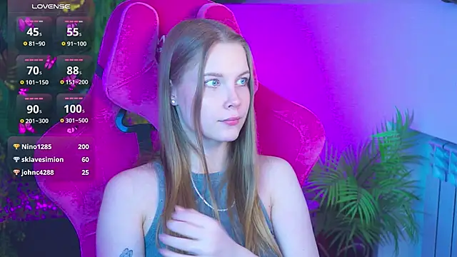 CuteMousee's Live Chat Room
