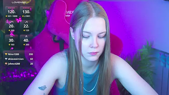 CuteMousee's Live Chat Room