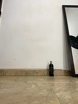 Nadia-melej Live Chatraum