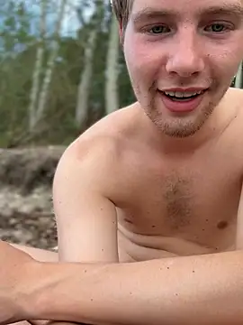 Chat soba uživo modela PublicLuke