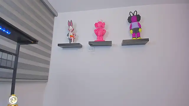 חדר צ'אט בשידור חי של Gangster_Girl