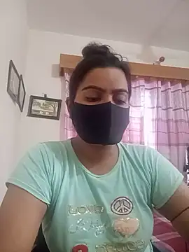 Živá chatovací místnost Amisha-2