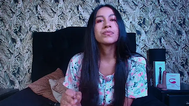 EmiGomez_ Live Chatraum