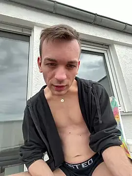 Pokazy przed seks kamerką na żywo – nick_subvyx