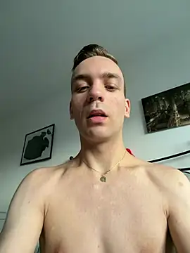 Онлайн секс-шоу nick_subvyx