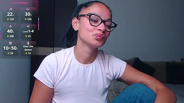 دردشة BabySerene الجنسية المباشرة