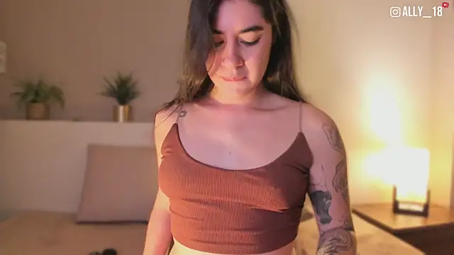 חדר צ'אט בשידור חי של Ally_addams