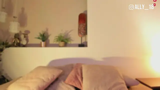 Živá chatovací místnost Ally_addams