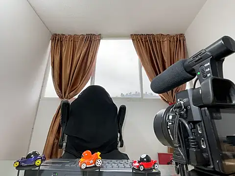 Malkon_Big Ruang Obrolan Langsung