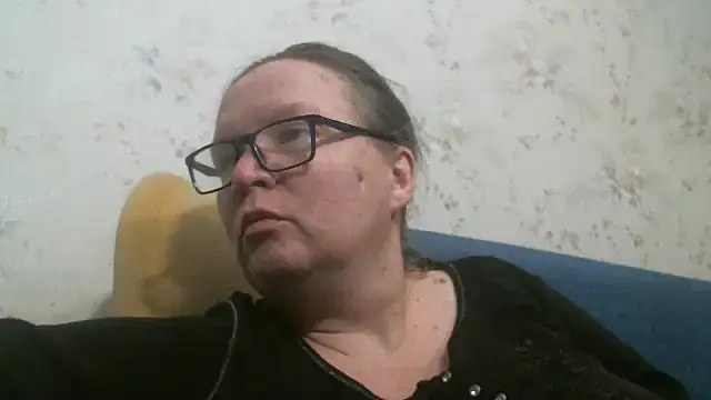 Živá chatovací místnost Isolda25