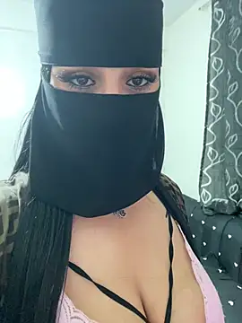 عرض كام mari_layali الجنسي المباشر