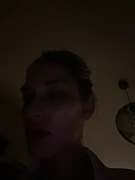 Chat ao vivo de Bellalolahot
